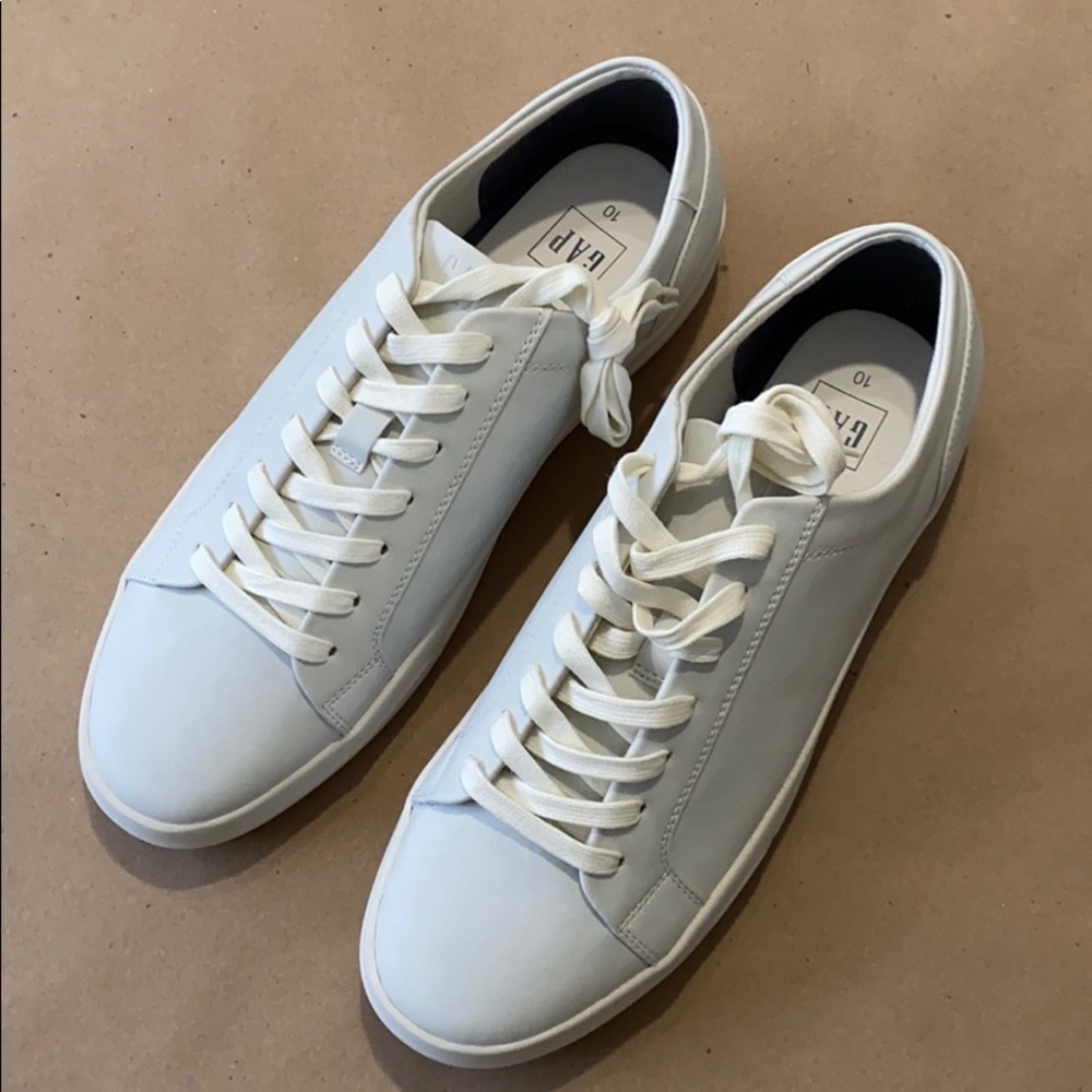 GAP sneakers